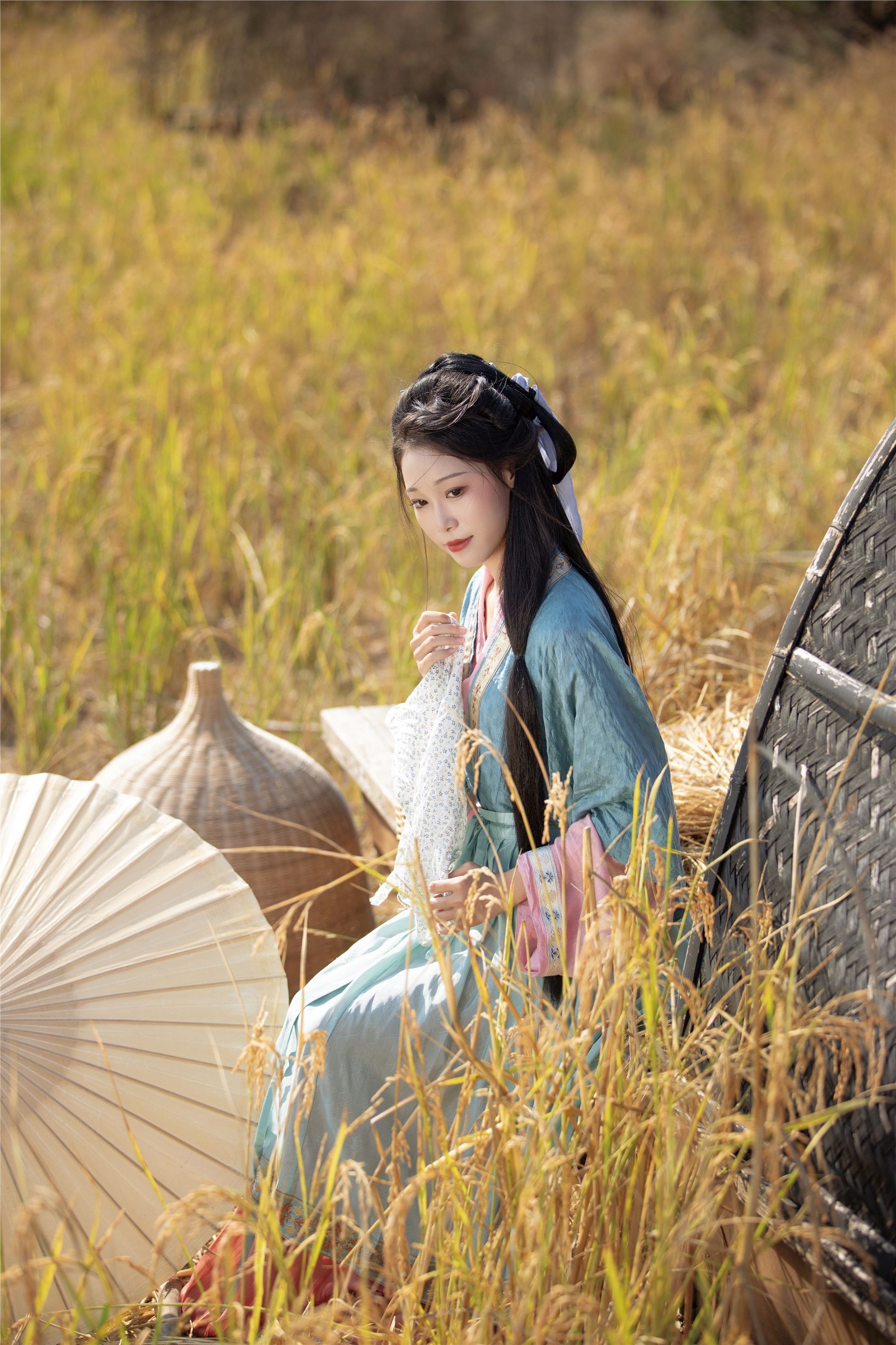 YITUYU艺图语 2025.01.25 拾穗 苗子